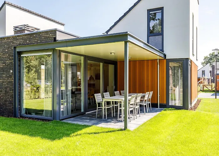 Villa In Limburg With Sauna & Bbq *